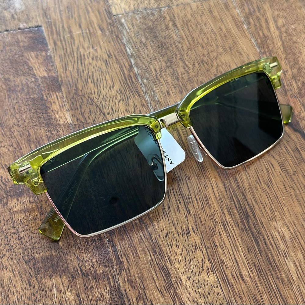 Anthropologie Eyeking square green sunglasses- NWT